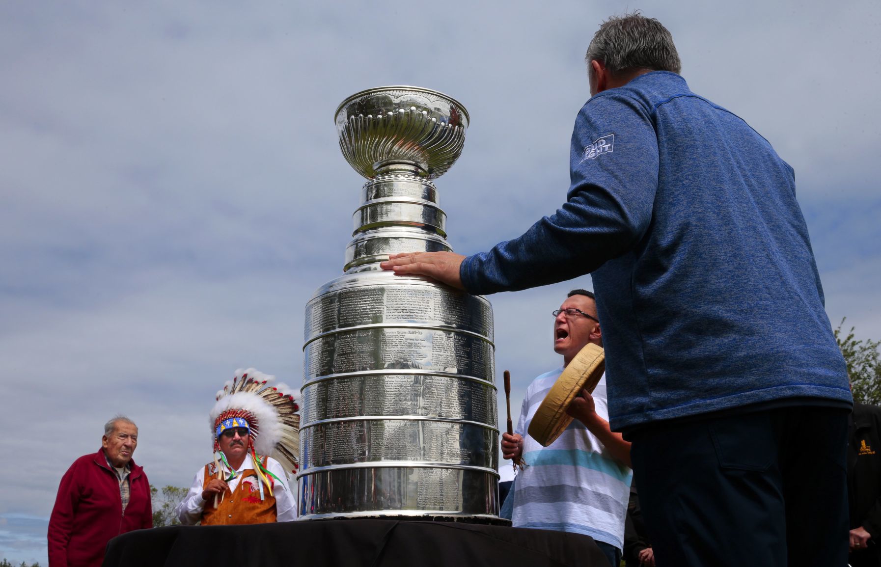 The road to Calahoo welcomes the Stanley Cup